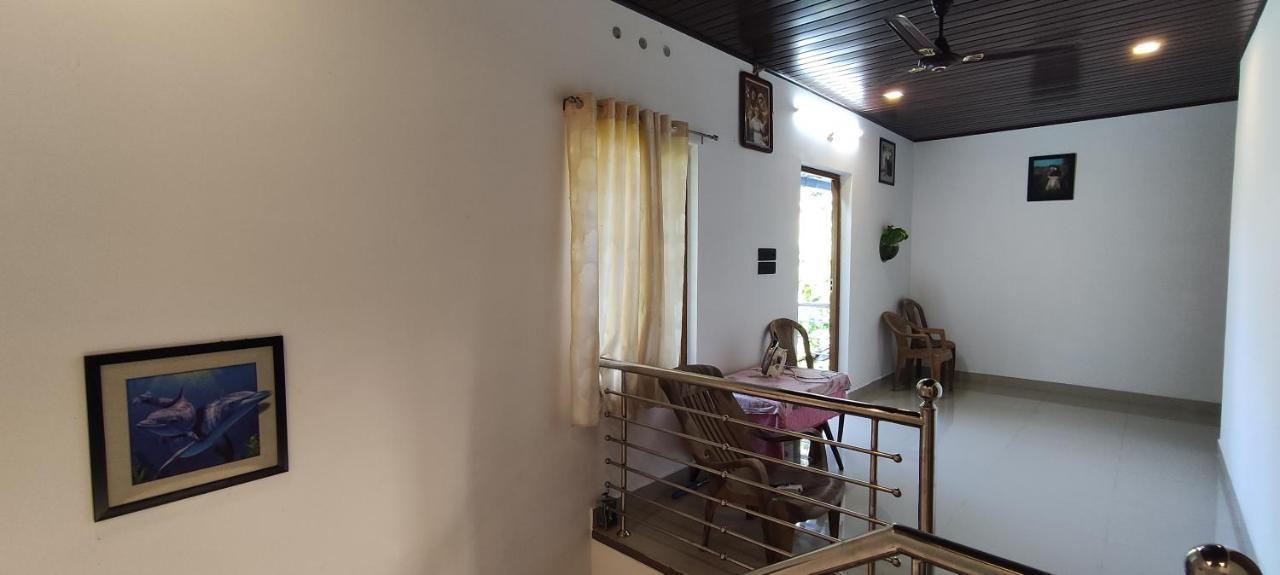 Soly'S Villa Homestay Munnar Extérieur photo